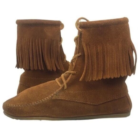 Minnetonka Brown Suede Fringe Lace Up Ankle Bootie Size 6 - Picture 5 of 9